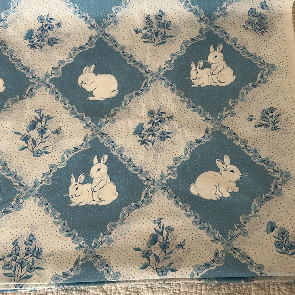 NWOT, Springs Industries, Bunny lightweight fabric